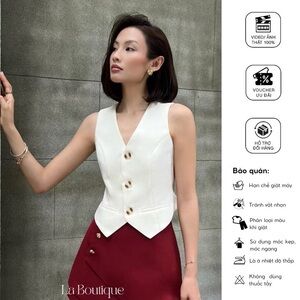 Stylish White Buttoned Vest